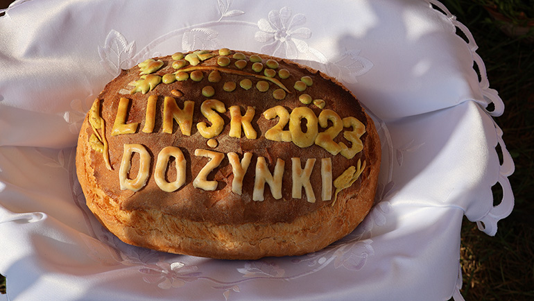 chleb dożynkowy