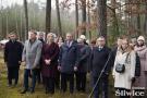 sekretarz, wiecwójt wójta i wójt oraz wójt gminy Osieczna z reprezentacją radnych
