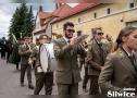 orkiestra podczas pochodu