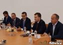 morawiecki mówi do zebranych