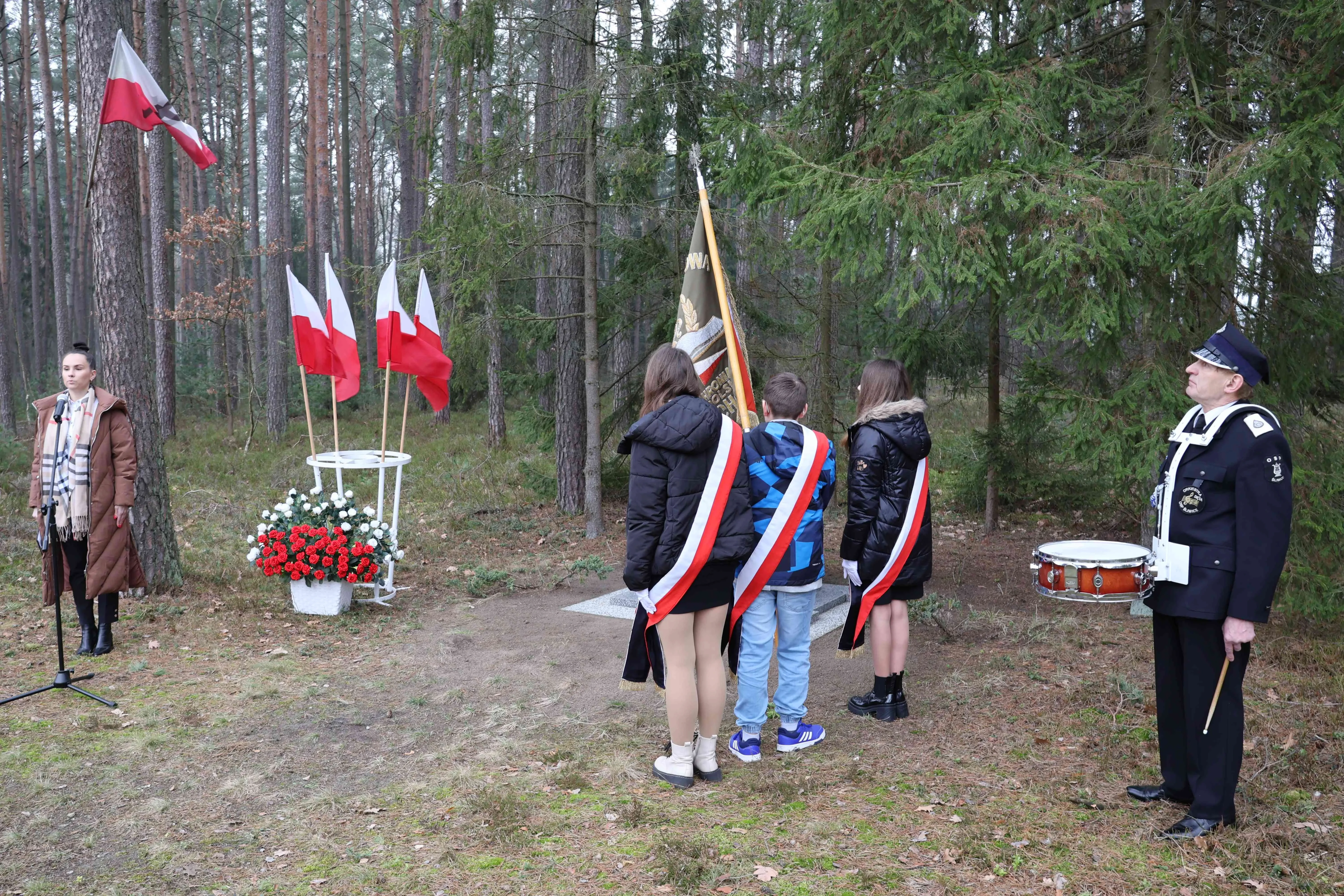oddanie hołdu dla żołnierzy