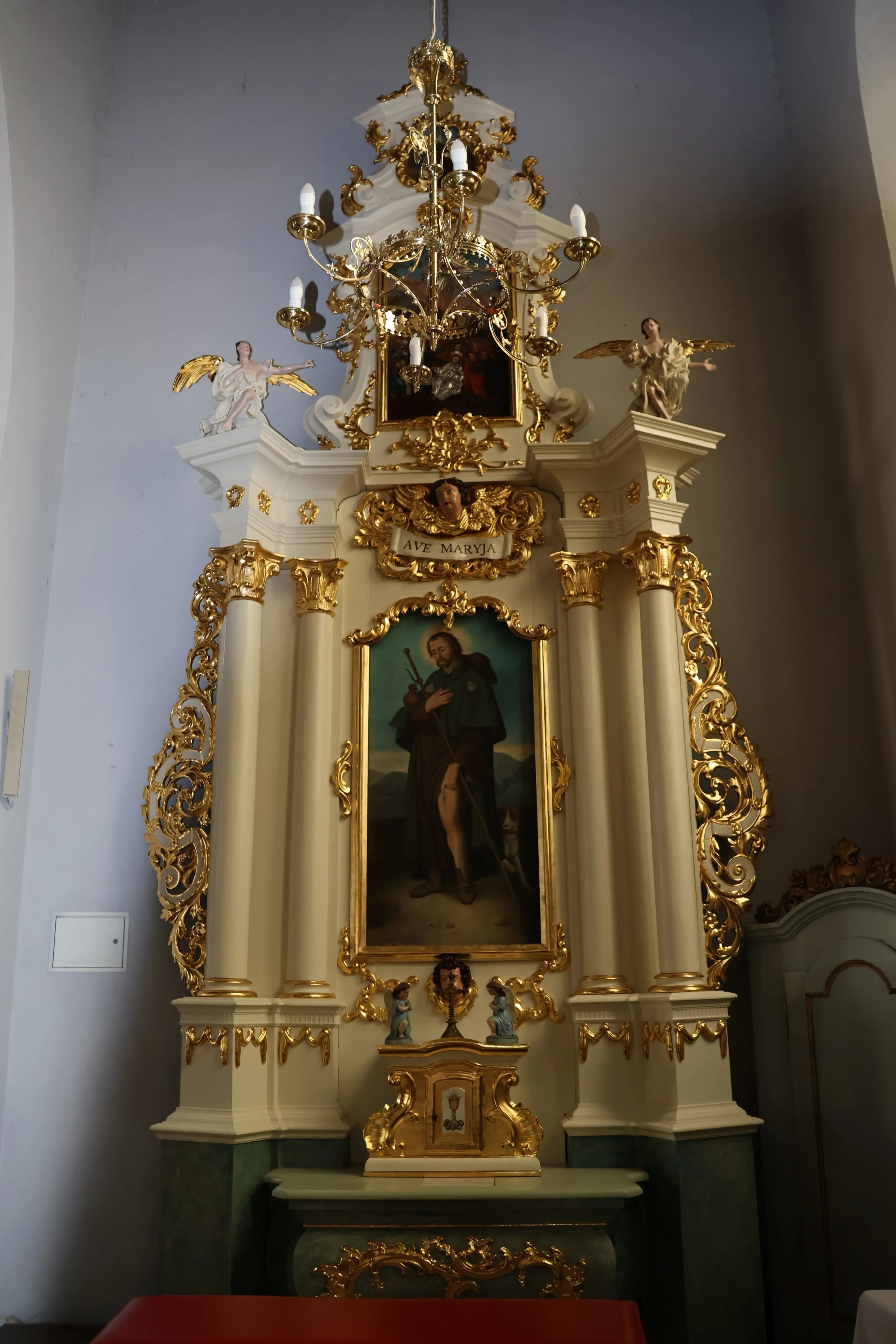 zdjęcie ołtarza bocznego