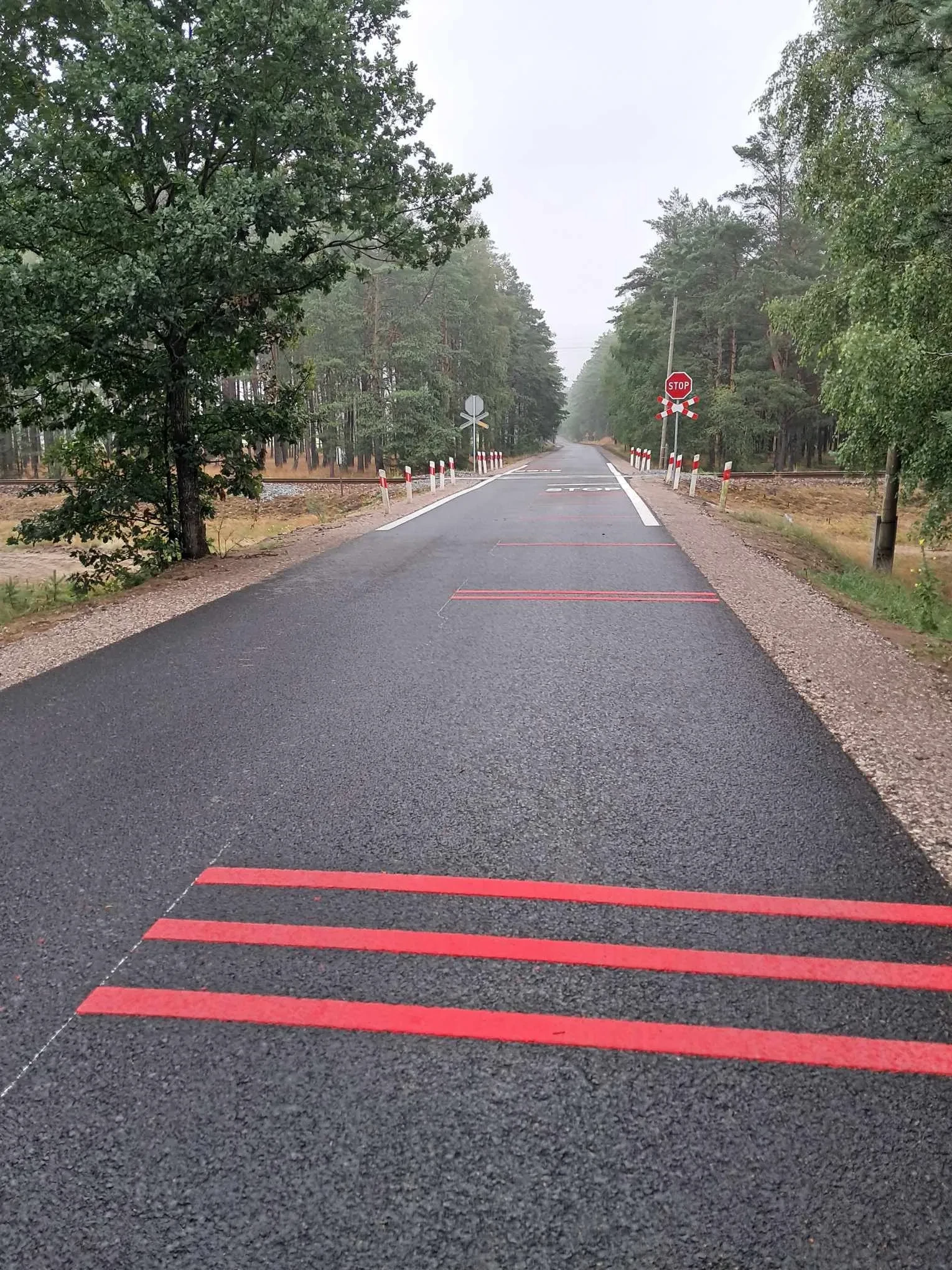droga powiatowa przy przejeździe kolejowym