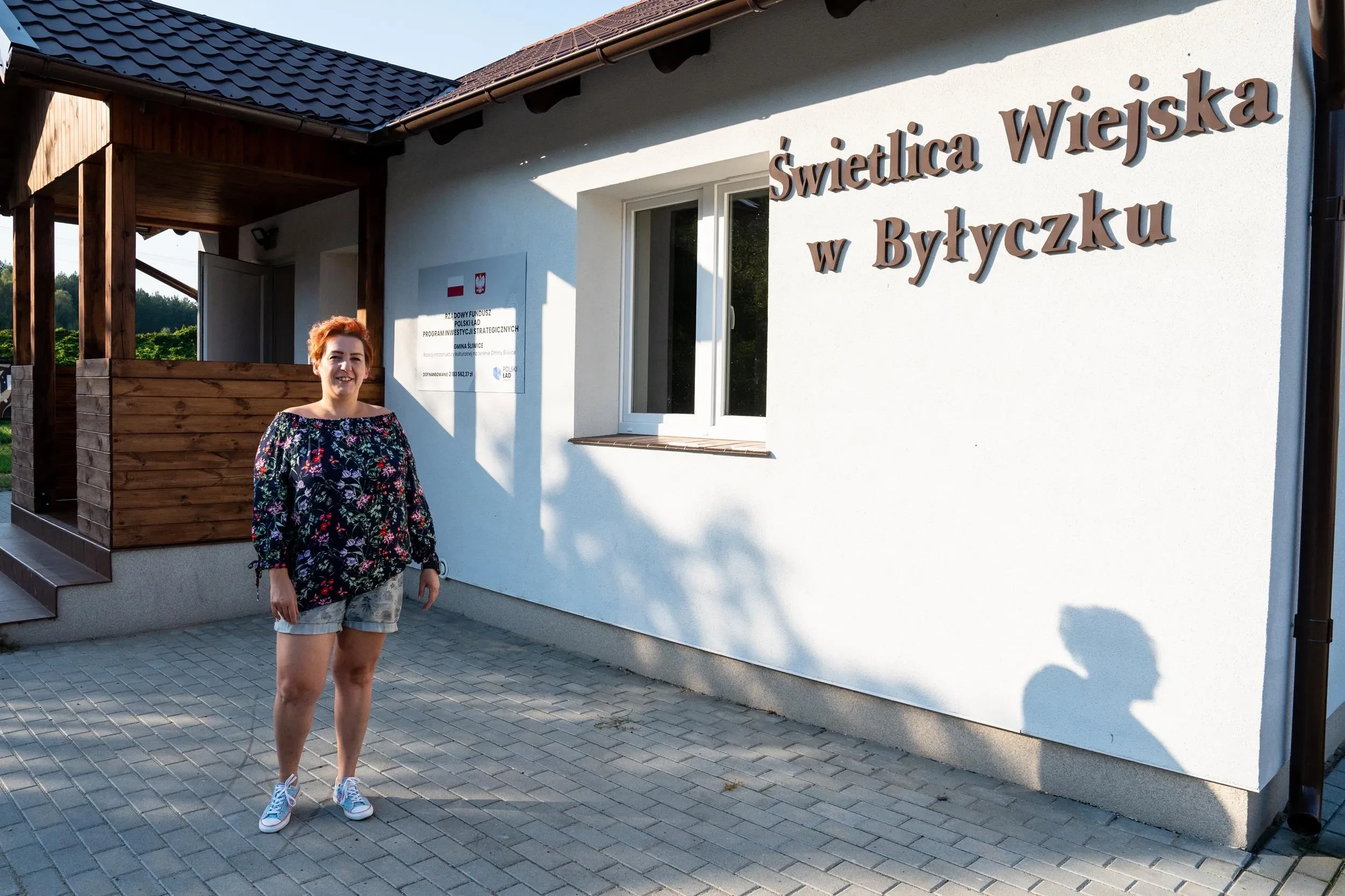 sołtys byłyczka przy świetlicy wiejskiej