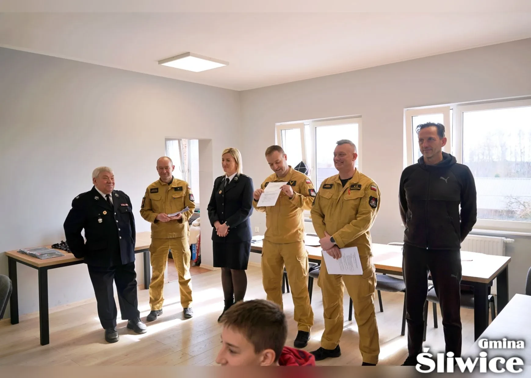strażacy tłumaczą jak wypełnić test
