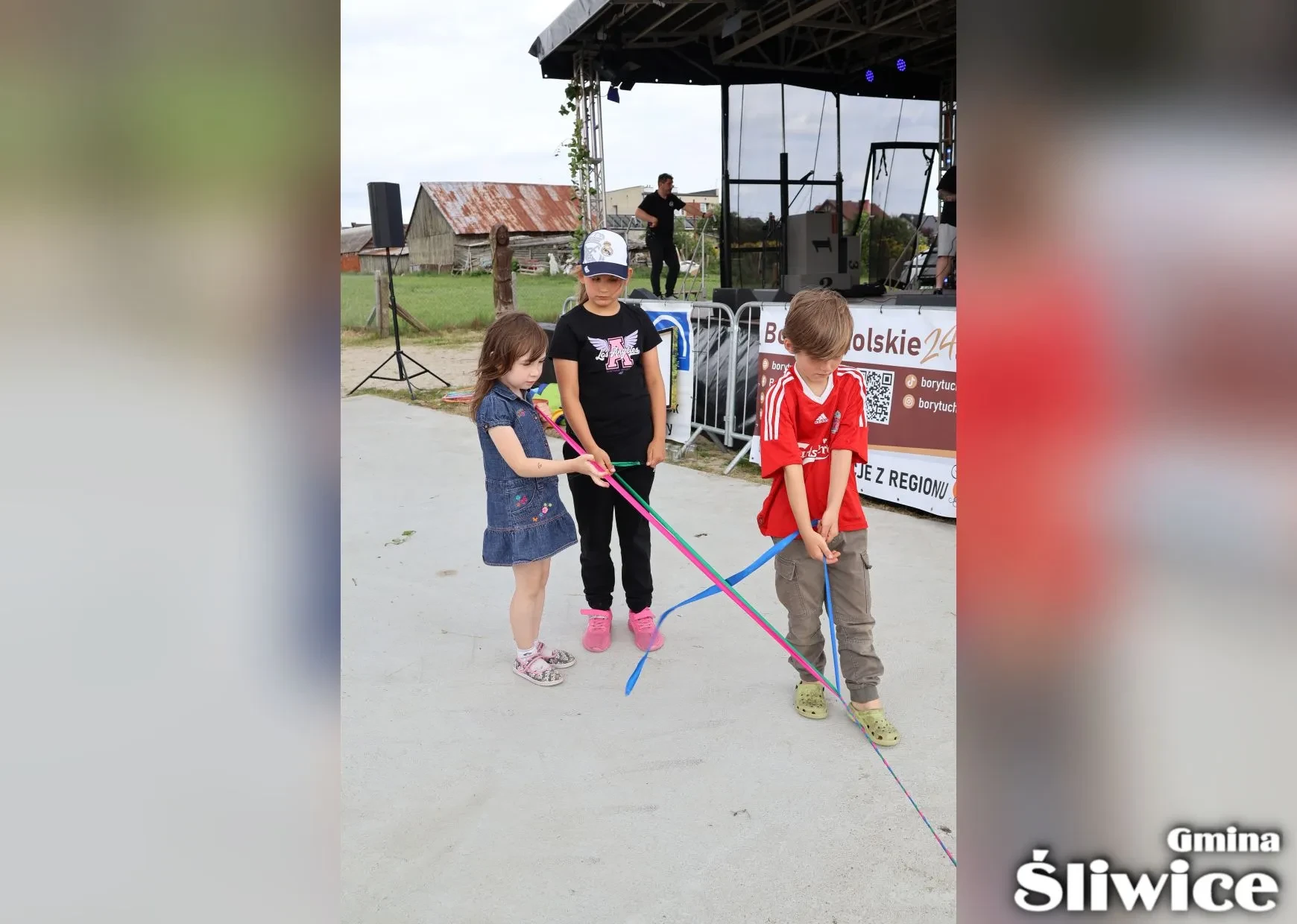 drużyna robi warkocz