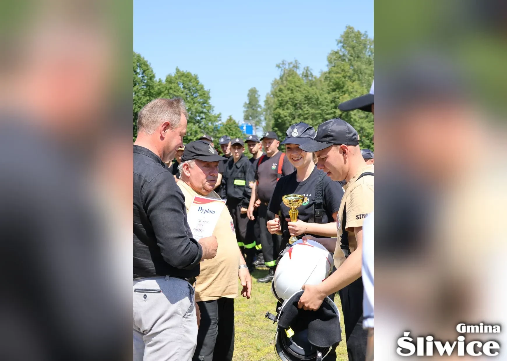 przekazanie nagrody osp lińsk