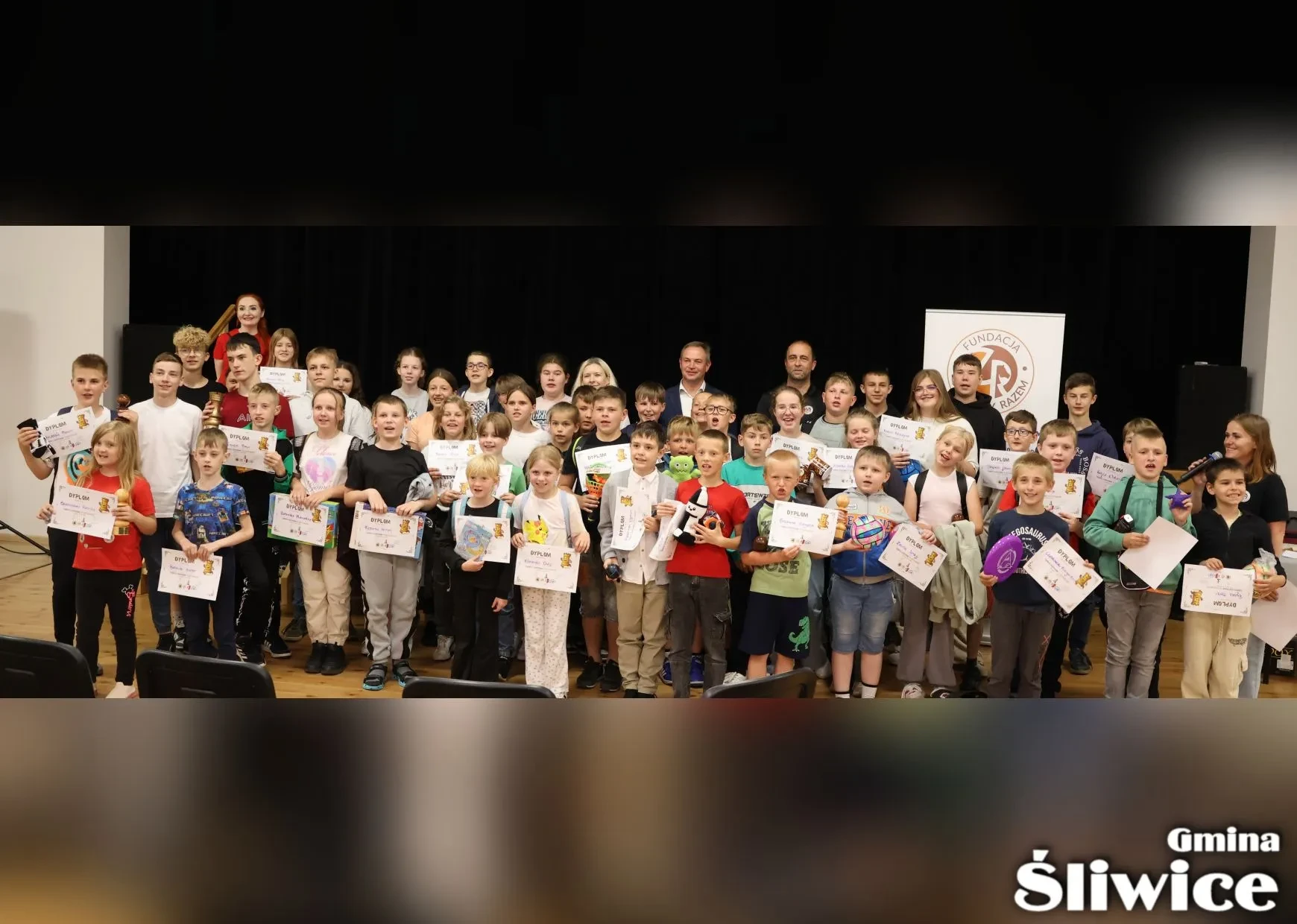 wszyscy zebrani turnieju