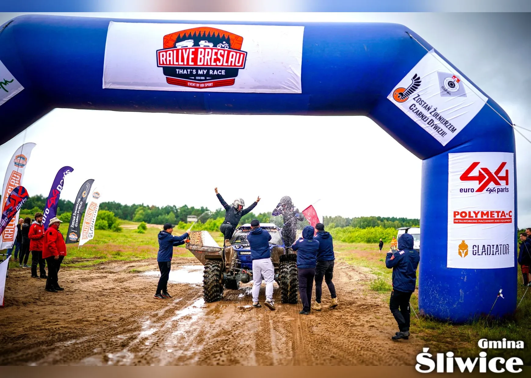 wutkowski motorsport na mecie