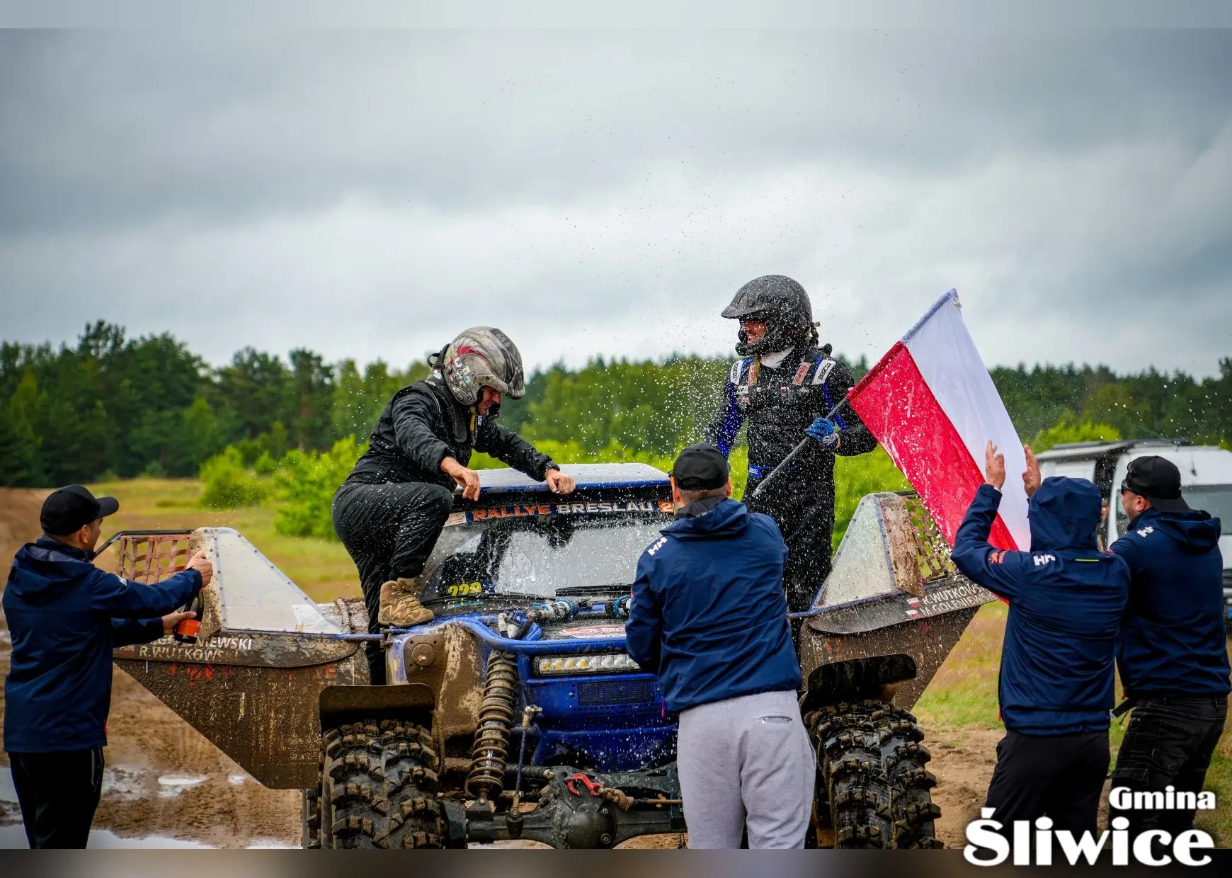 wutkowski motorsport świętuje na mecie